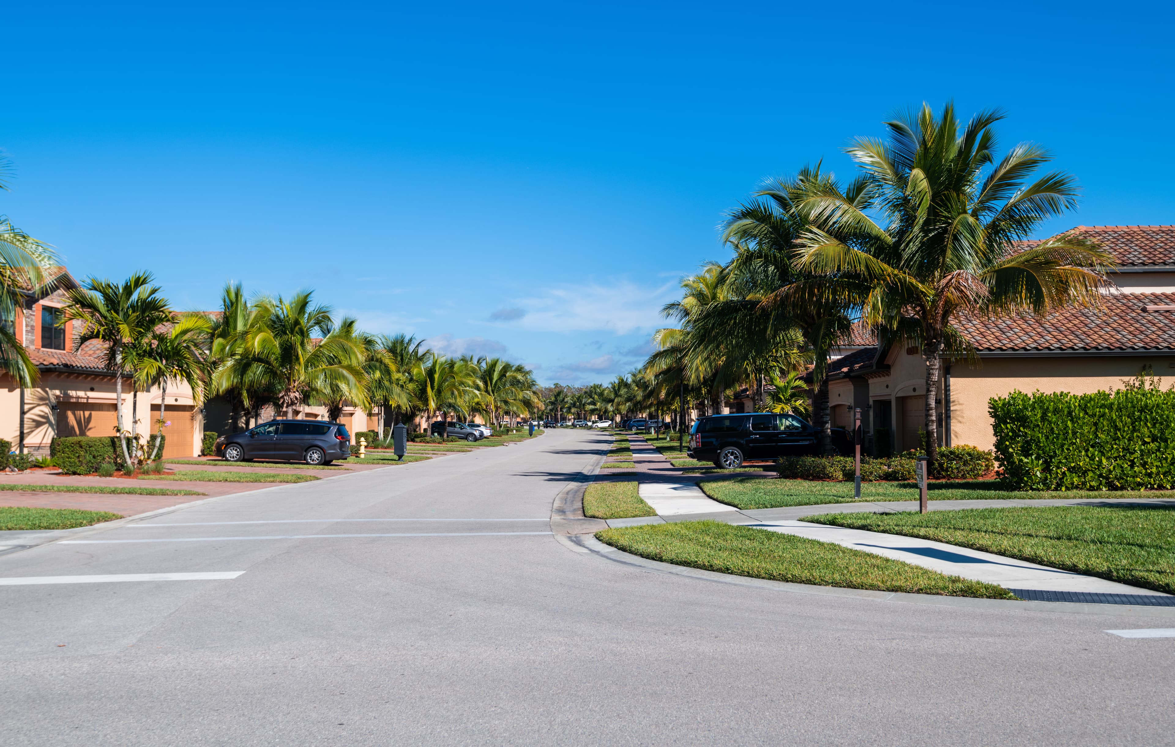 Golf community homes